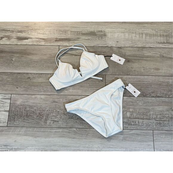 Target Shade & Shore white two-piece bikini swimsuit size S-32B - Picture 1 of 11